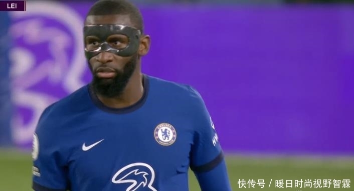 同样是前锋，差距太明显（同为前锋，高下立判）