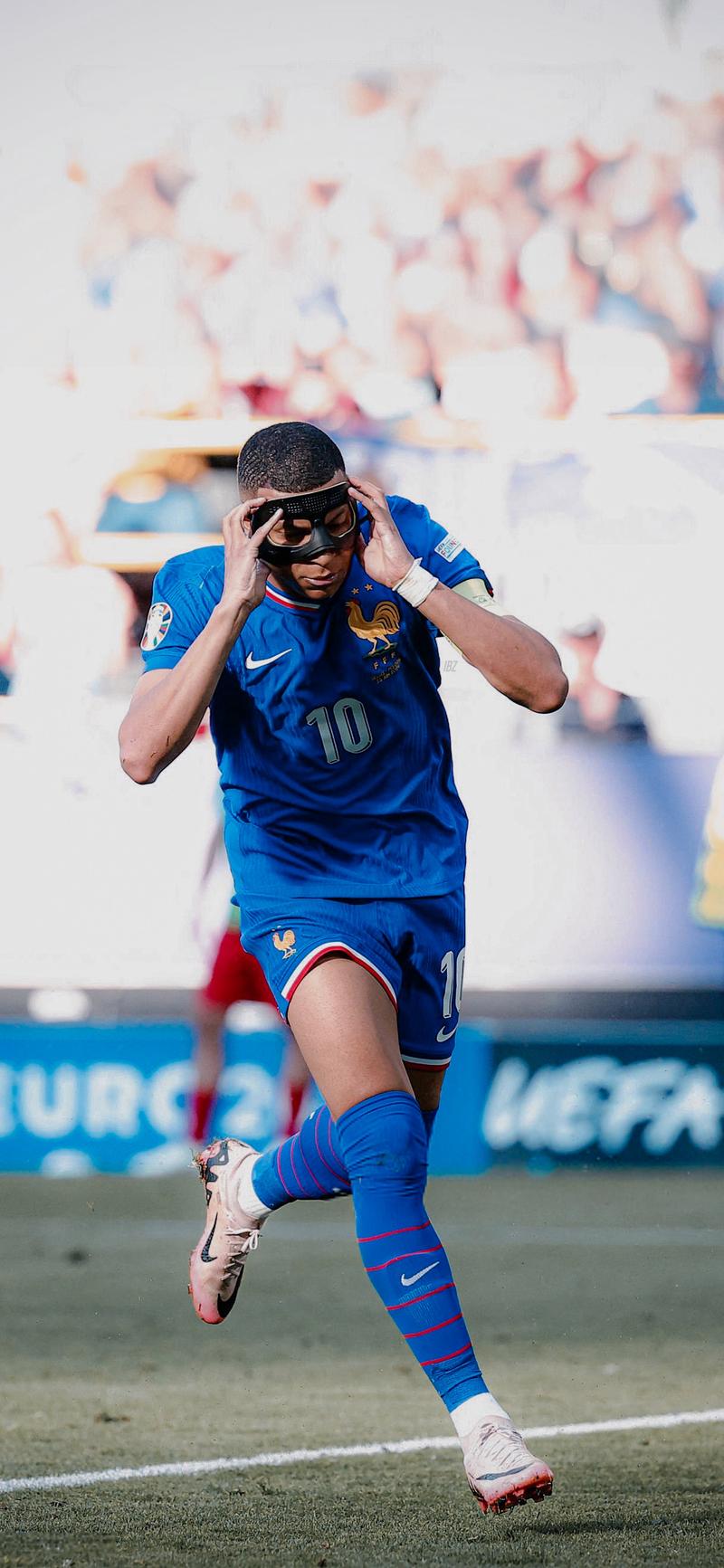 意甲战报：莱奥破门，帕夫洛维奇绝平点取消，米兰1-0拉齐奥（意甲快讯：莱奥建功，帕夫洛维奇绝平点球被取消，米兰1-0拉齐奥）