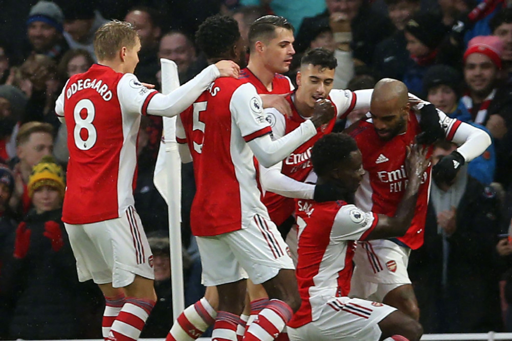 邮报：曼联希望姆伯莫等人对伯恩茅斯后去非洲杯，将进行谈判（邮报：曼联希望姆伯莫等人对阵伯恩茅斯后再赴非洲杯，将展开谈判）