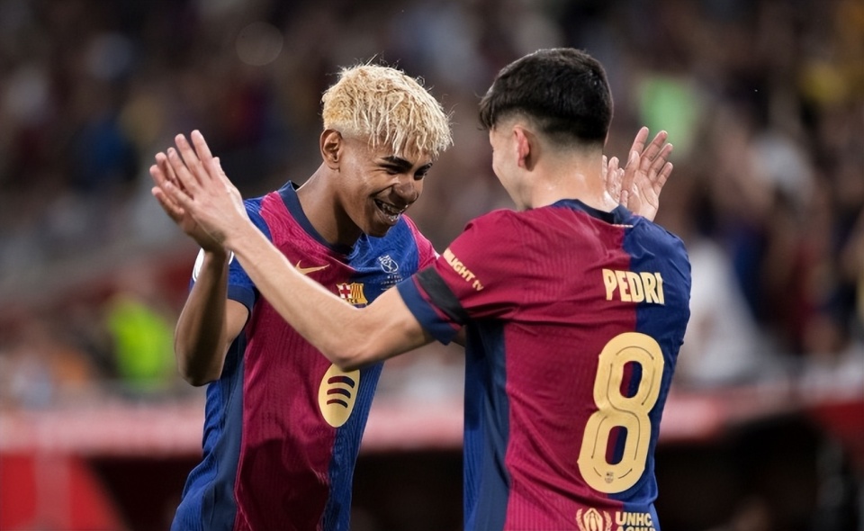 英超最快百球纪录！哈兰德为英超立新标（哈兰德刷新英超百球速度纪录，树立联赛新标杆）