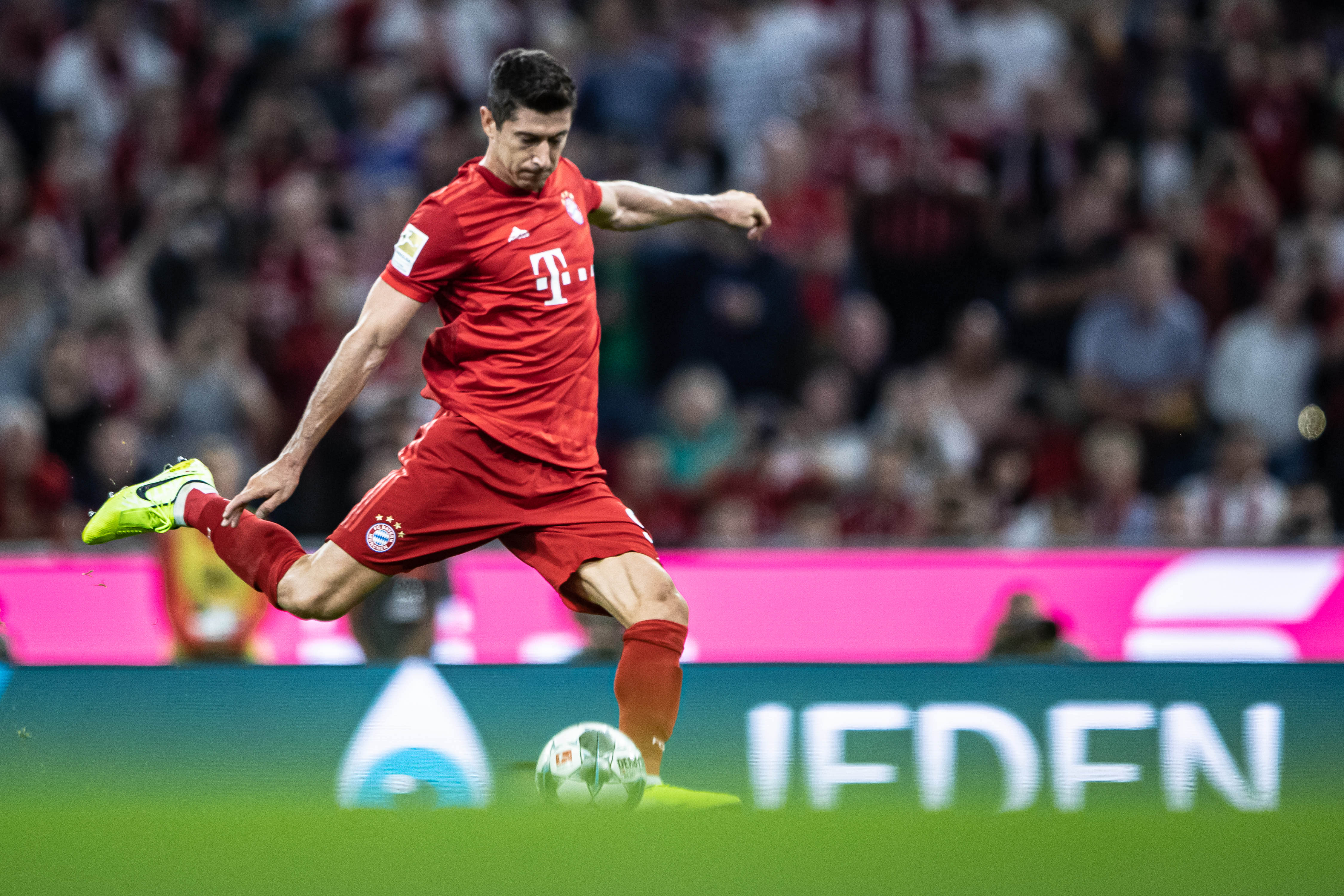 贝恩37分6板5助 NBA终魔术125-120公 牛约什-吉迪22分（贝恩轰37+6+5，魔术125-120力克公牛，约什-吉迪贡献22分）