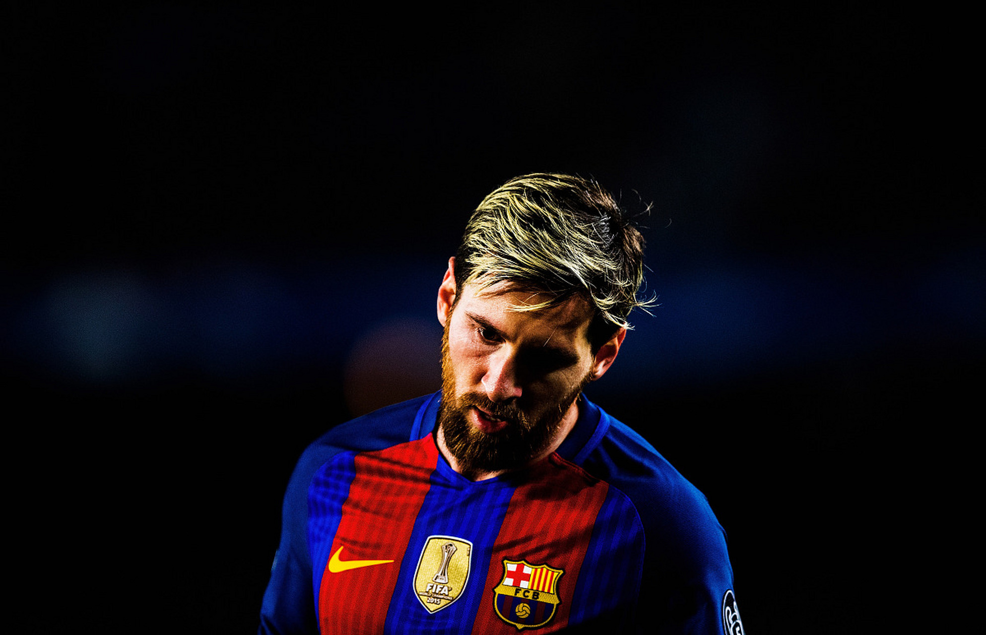 驳斥转会传闻，贡多齐：我专注于当下，想帮拉齐奥赢下更多球（贡多齐辟谣转会：专注当下，誓助拉齐奥赢下更多比赛）